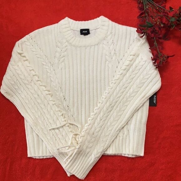𝅺🌟nwt Ardene Rib-Knit Laced Sleeve Sweater🌟 - Picture 2 of 7